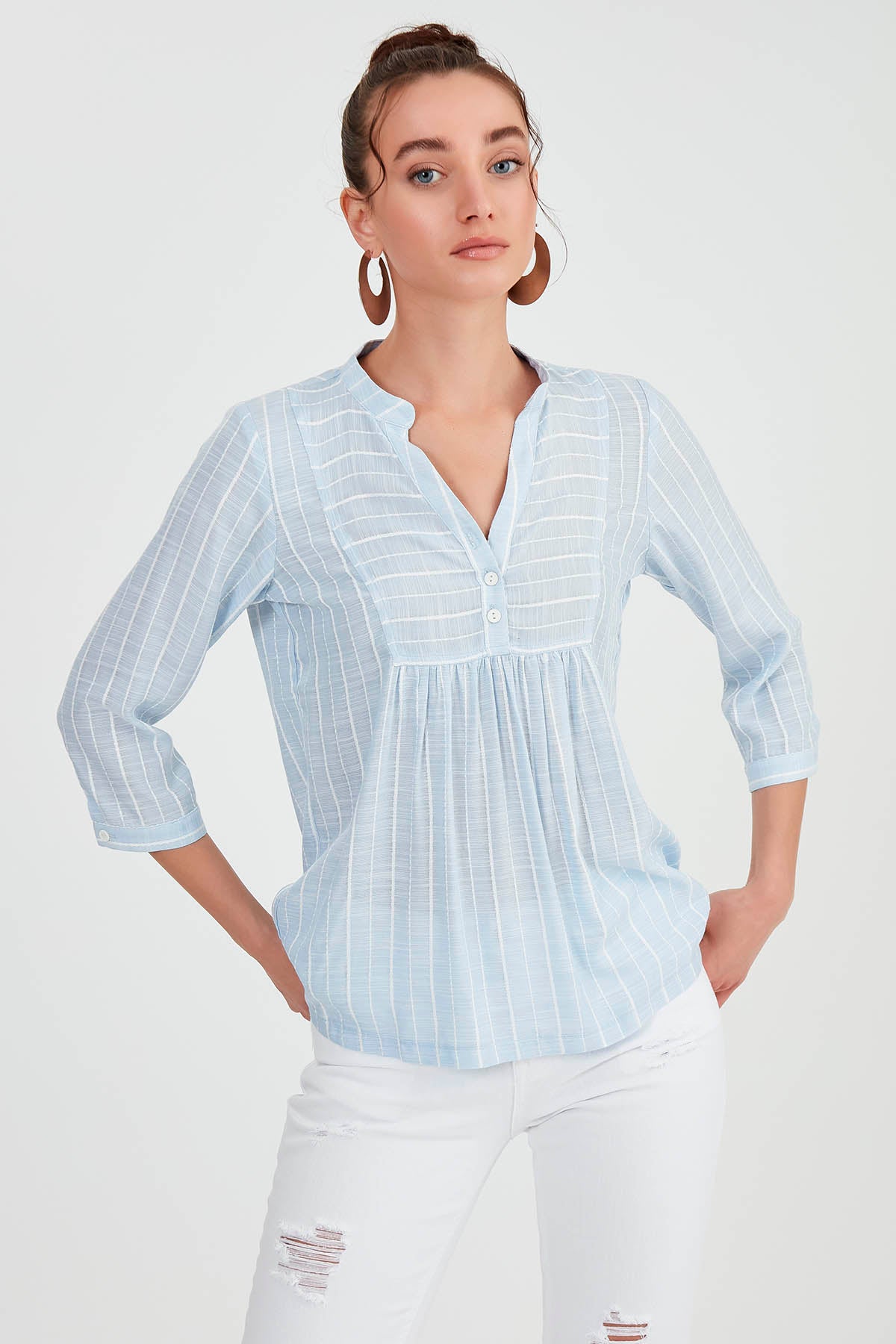 FRONT BUTTON BLOUSE WITH STRIPED JUDGE COLLAR