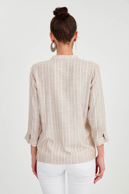 FRONT BUTTON BLOUSE WITH STRIPED JUDGE COLLAR