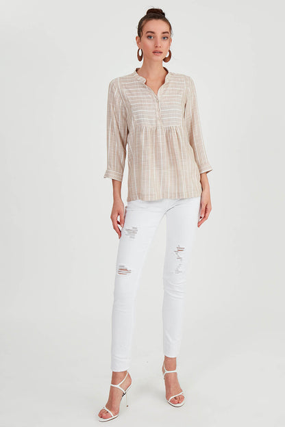 FRONT BUTTON BLOUSE WITH STRIPED JUDGE COLLAR