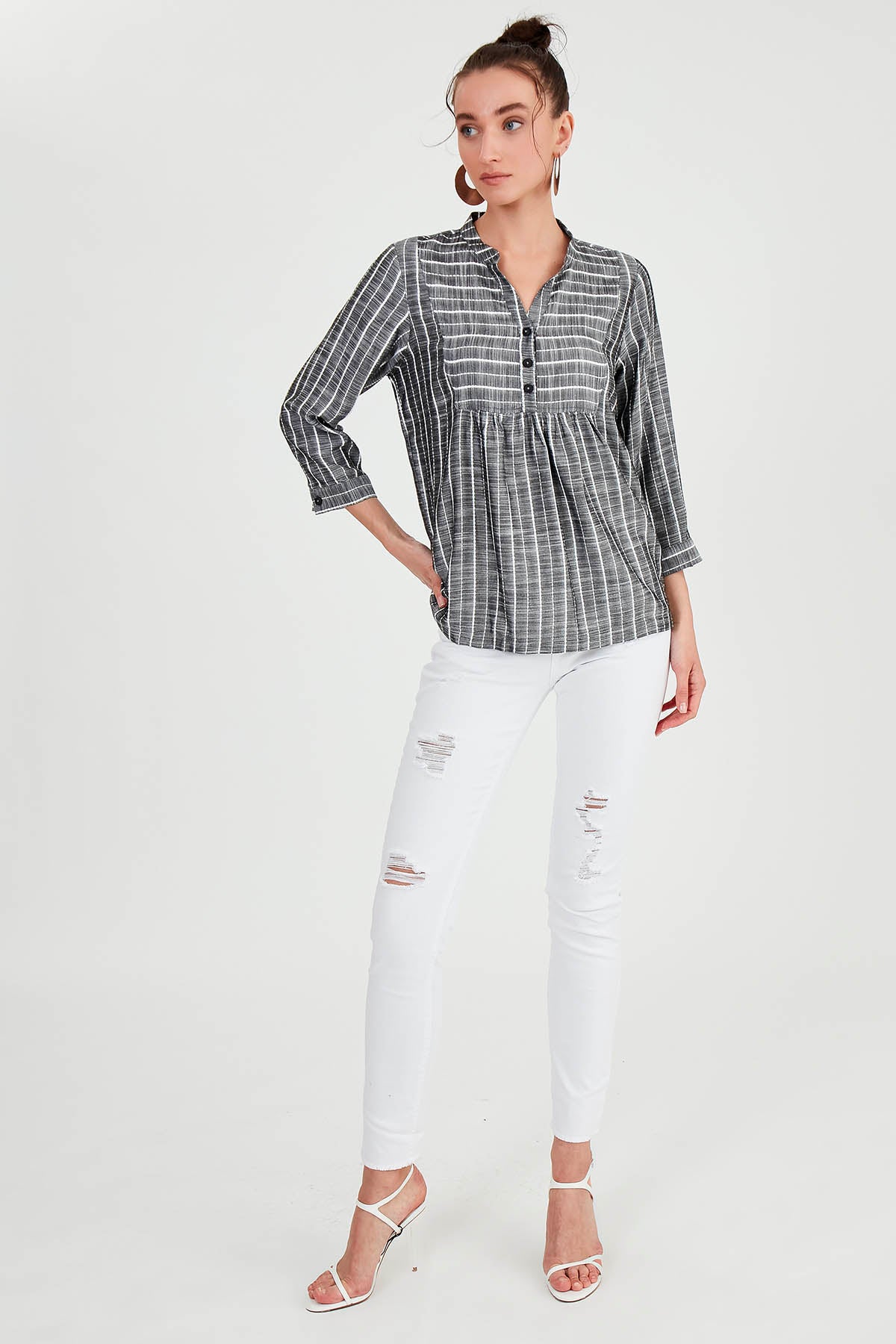 FRONT BUTTON BLOUSE WITH STRIPED JUDGE COLLAR