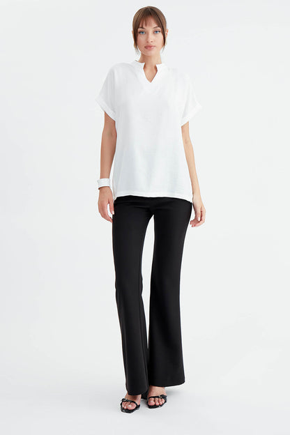JUDGE COLLAR LOW SHOULDER BUTTONED BLOUSE