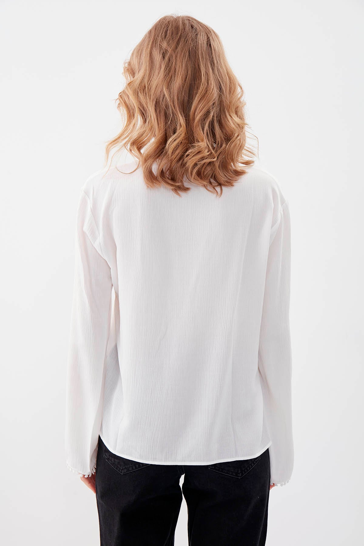JUDGE COLLAR, LONG SLEEVE, COMFORTABLE BLOUSE