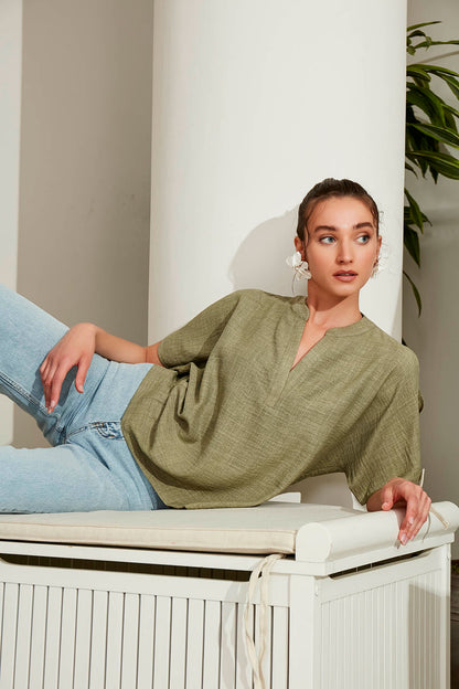 JUDGE COLLAR BLOUSE