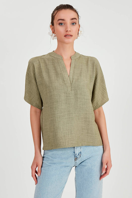 JUDGE COLLAR BLOUSE