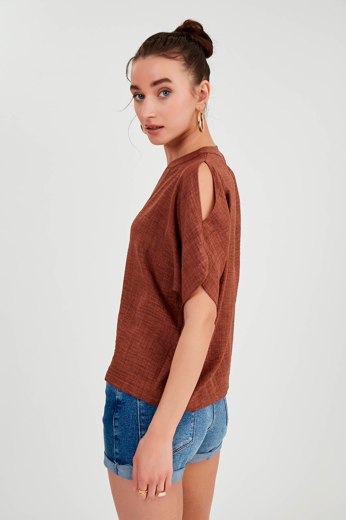 JUDGE COLLAR BLOUSE