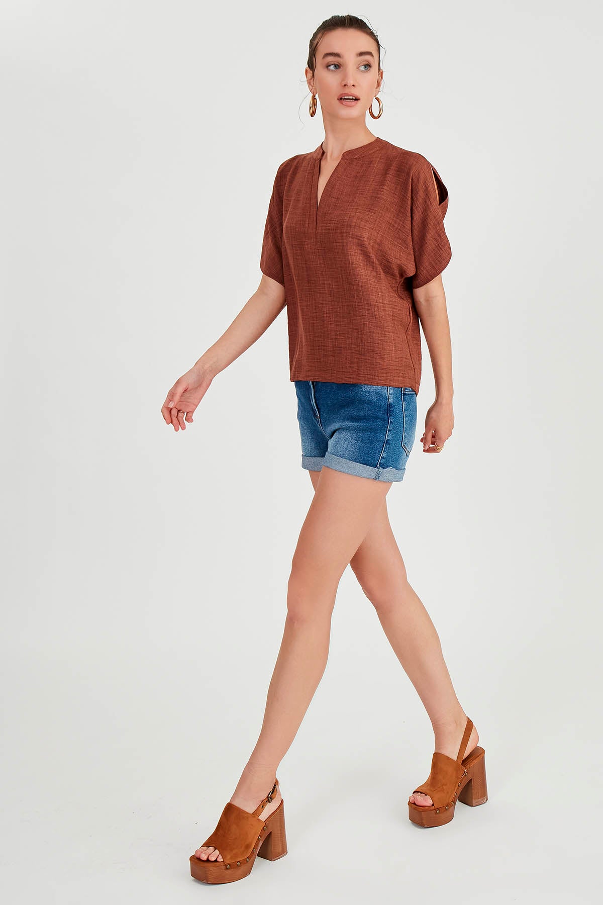JUDGE COLLAR BLOUSE