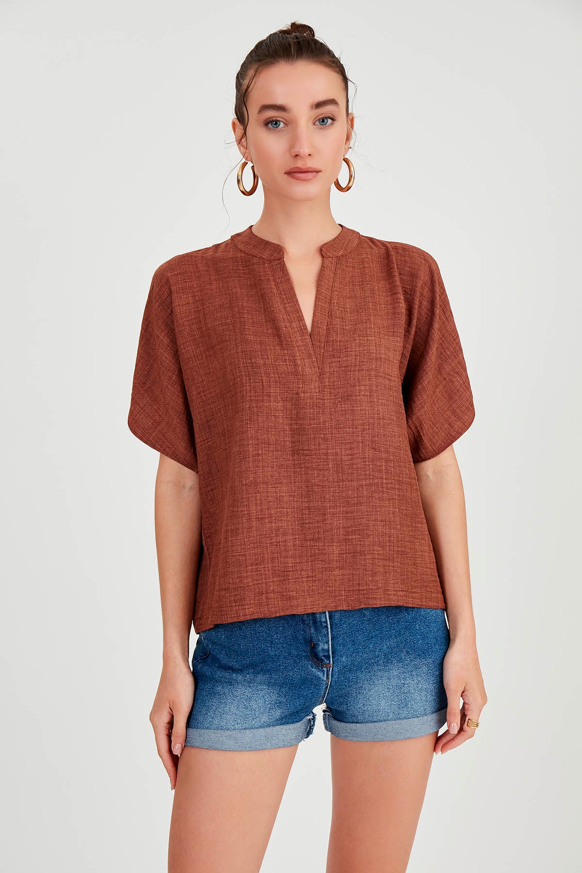 JUDGE COLLAR BLOUSE