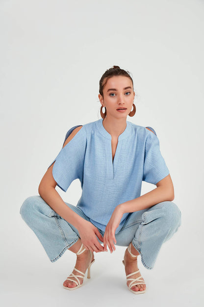 JUDGE COLLAR BLOUSE