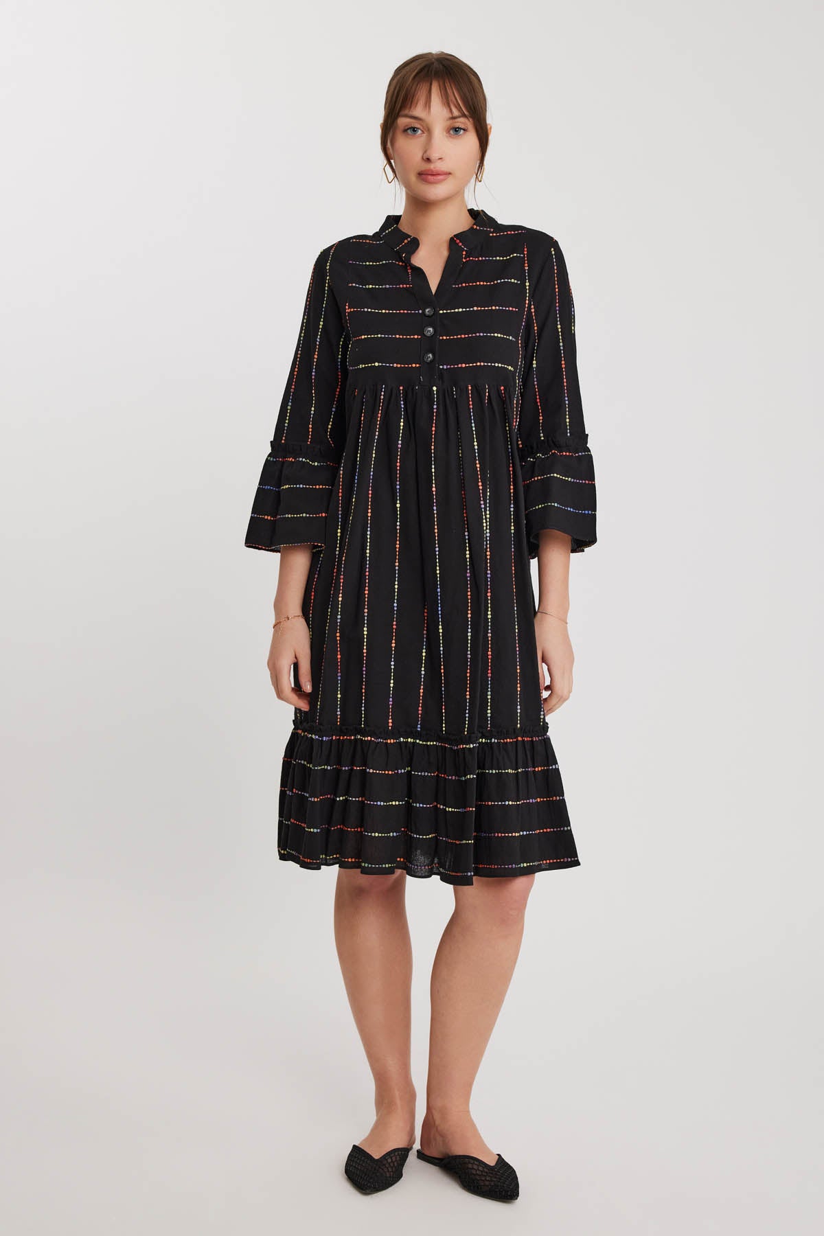 JUDGE COLLAR WITH SLEEVE AND SKIRT TIP FRILL DETAILED DRESS