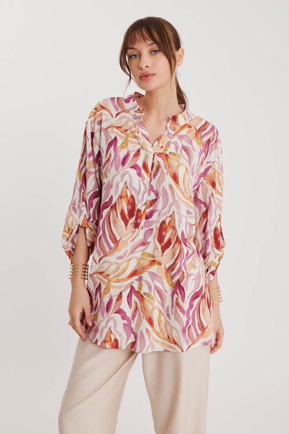 JUDGE COLLAR LOOSE CUT BLOUSE