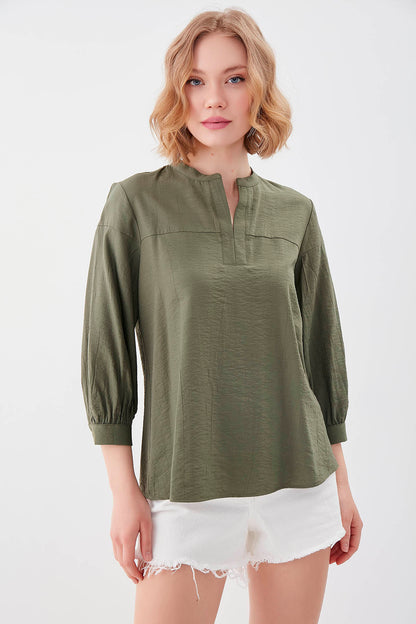 JUDGE COLLAR LONG SLEEVE BLOUSE