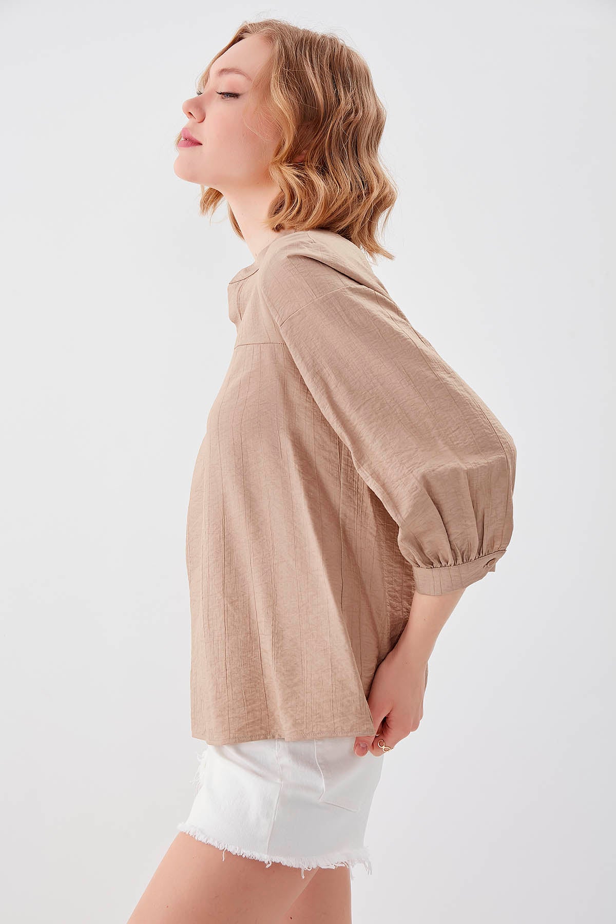 JUDGE COLLAR LONG SLEEVE BLOUSE