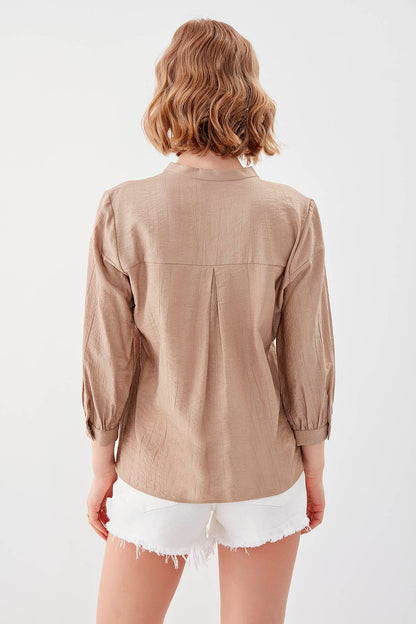 JUDGE COLLAR LONG SLEEVE BLOUSE
