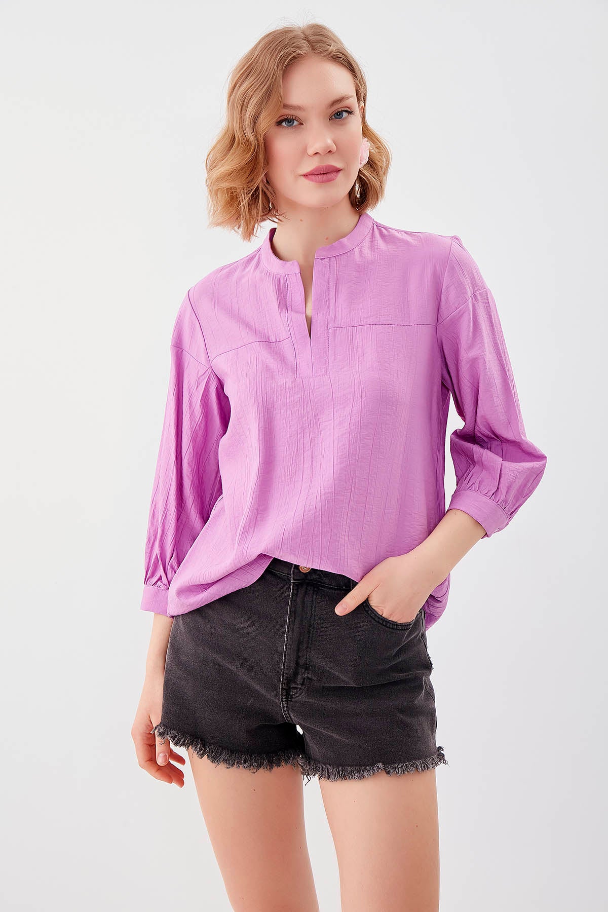 JUDGE COLLAR LONG SLEEVE BLOUSE