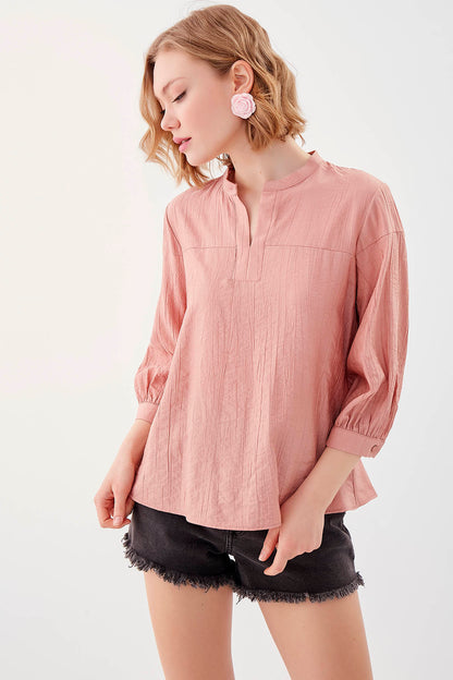 JUDGE COLLAR LONG SLEEVE BLOUSE