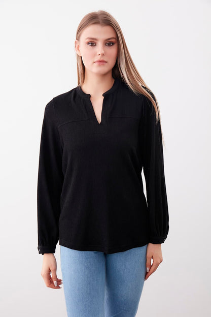 JUDGE COLLAR LONG SLEEVE BLOUSE