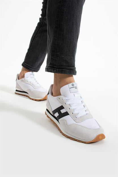 Belarus Genuine Leather White and Black Men's Sports Shoes