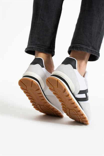 Belarus Genuine Leather White and Black Men's Sports Shoes