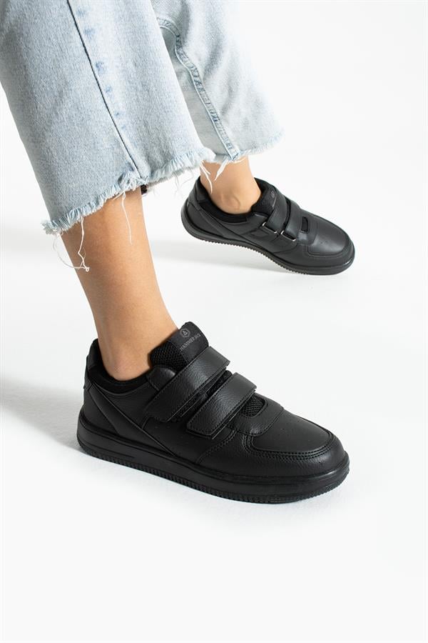 Cuzco Genuine Leather Black Women's Athletic Shoes