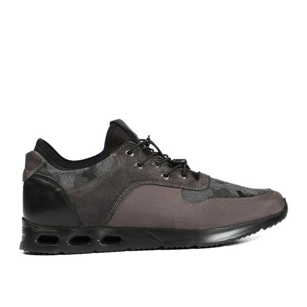Men's Everyday Footwear