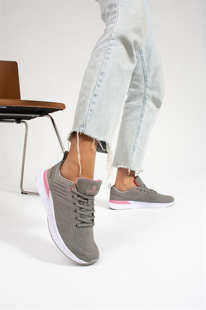 Women's Athletic Shoes