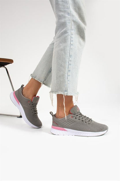 Women's Athletic Shoes