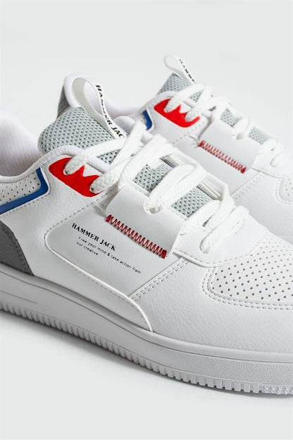 Jarmilla White Women's Athletic Shoes