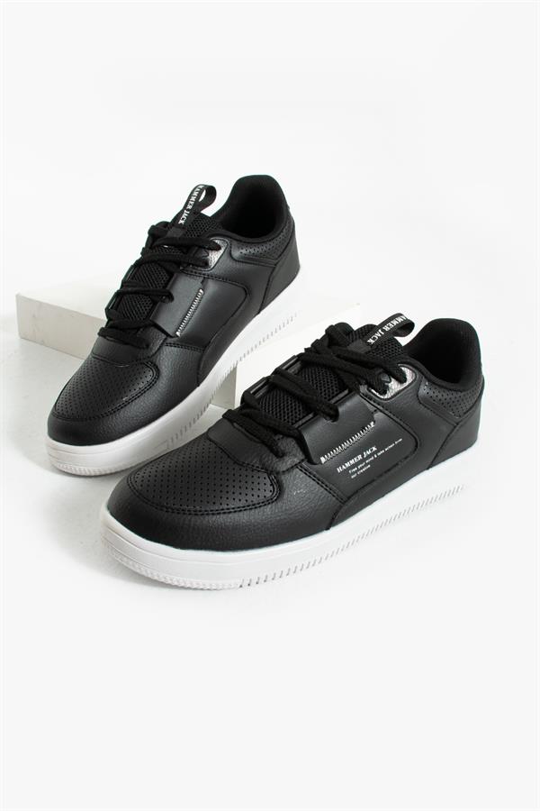 Jarmilla Black And White Men's Sports Shoes