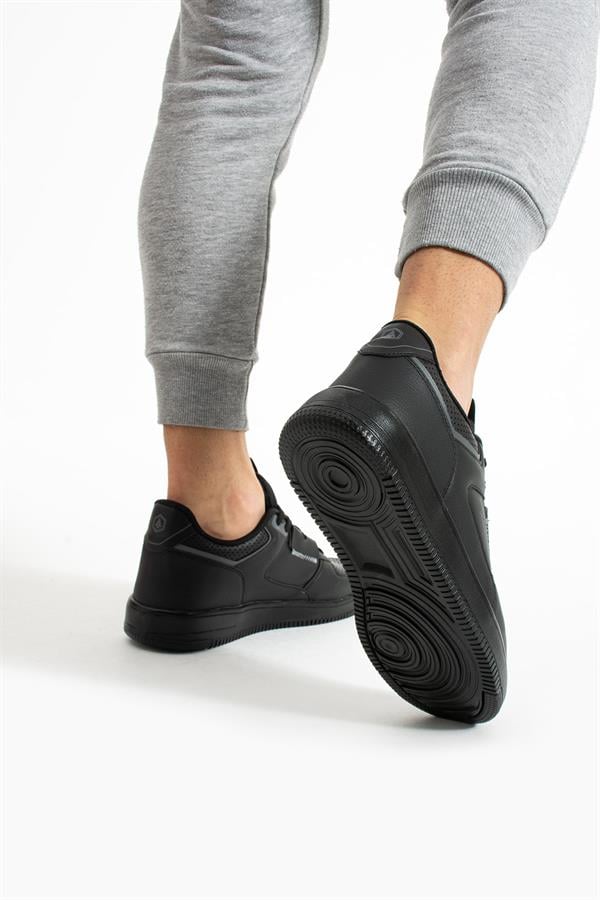Jarmilla Black Men's Sports Shoes And Boots