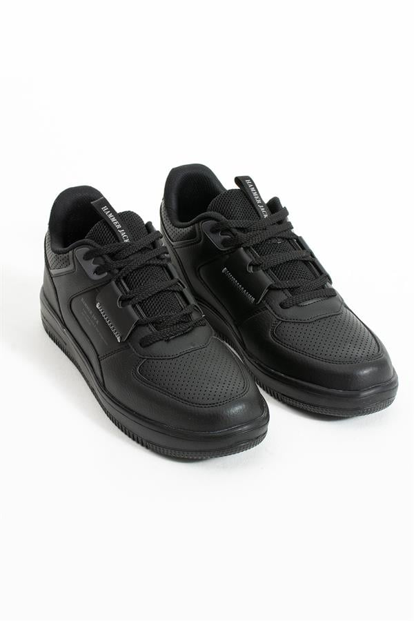 Jarmilla Black Men's Sports Shoes And Boots