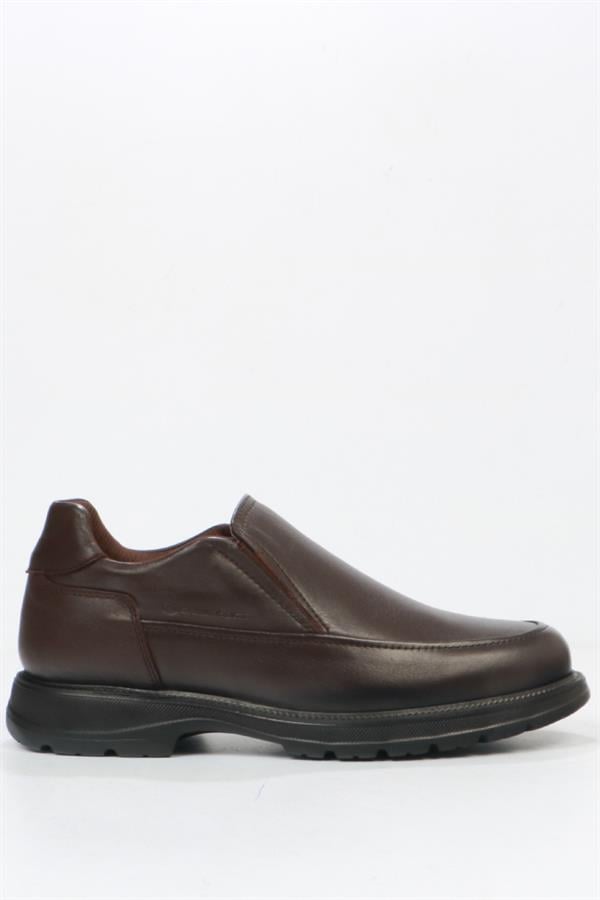 Men's shoes brown