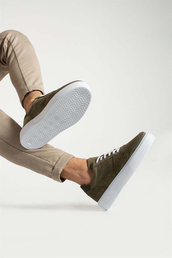 Men's Everyday Footwear