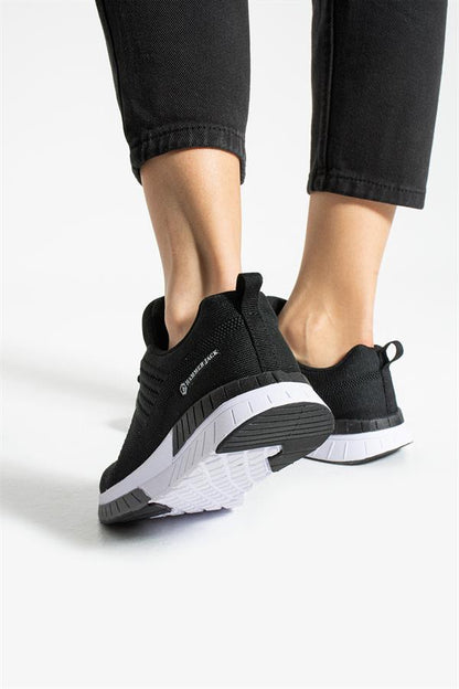 Manaus Black And White Women's Sports Shoes