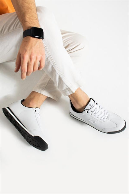 Pico White And Black Men's Sports Shoes
