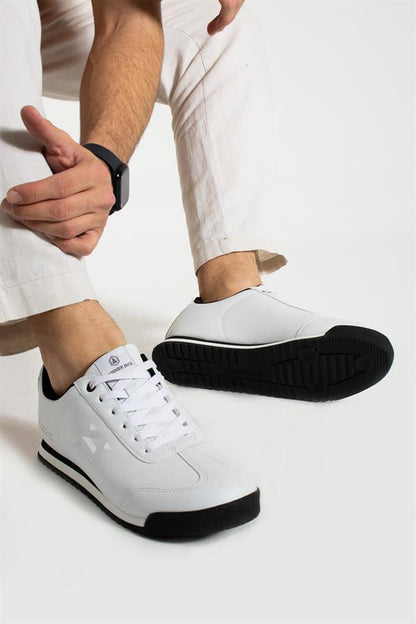 Pico White And Black Men's Sports Shoes