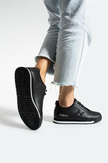 Pico Black Women's Athletic Shoes