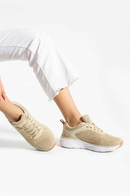 Women's Athletic Shoes