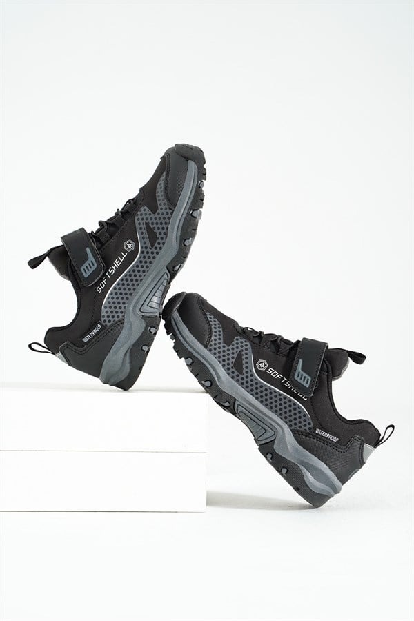Black Waterproof Outdoor Children's Shoes