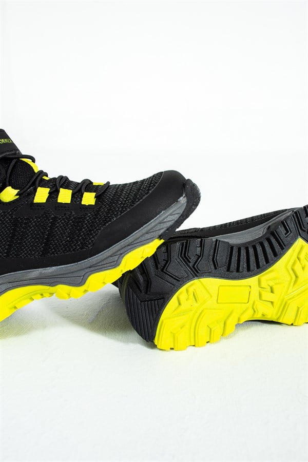 Waterproof Black Yellow Outdoor Boys Boots
