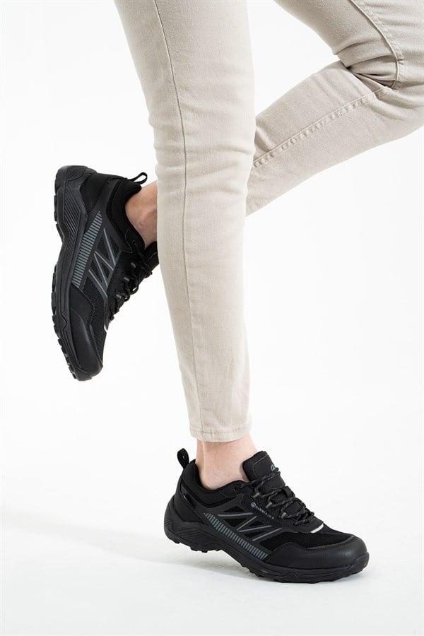 The Bongo Outdoor Waterproof Black Men's Shoes