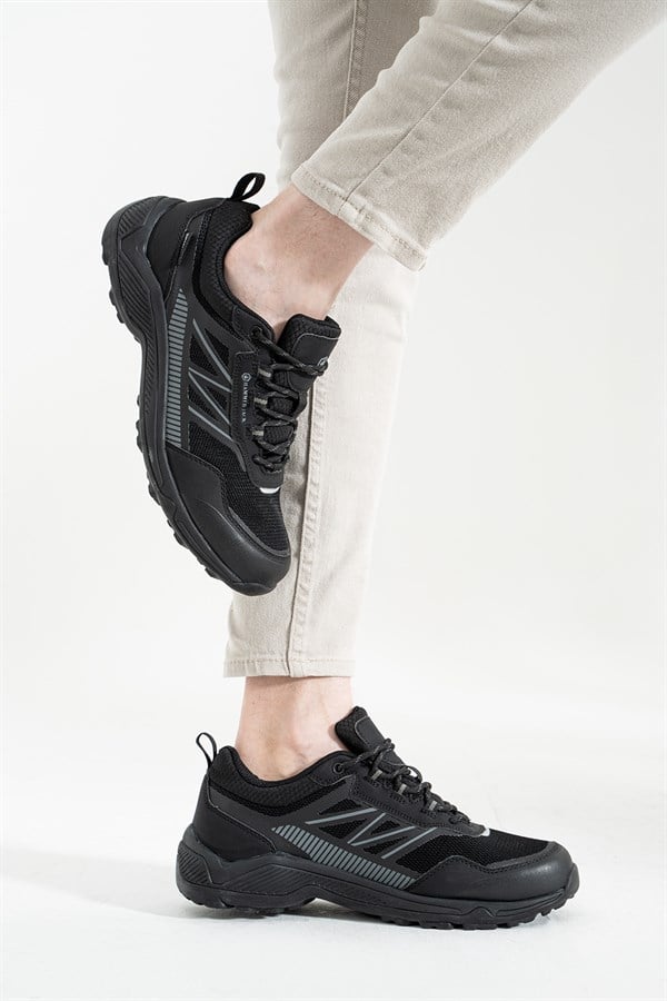 The Bongo Outdoor Waterproof Black Men's Shoes