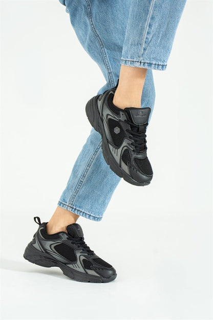 Songa Black Women's Athletic Shoes