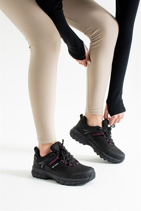 Black Outdoor Shoes