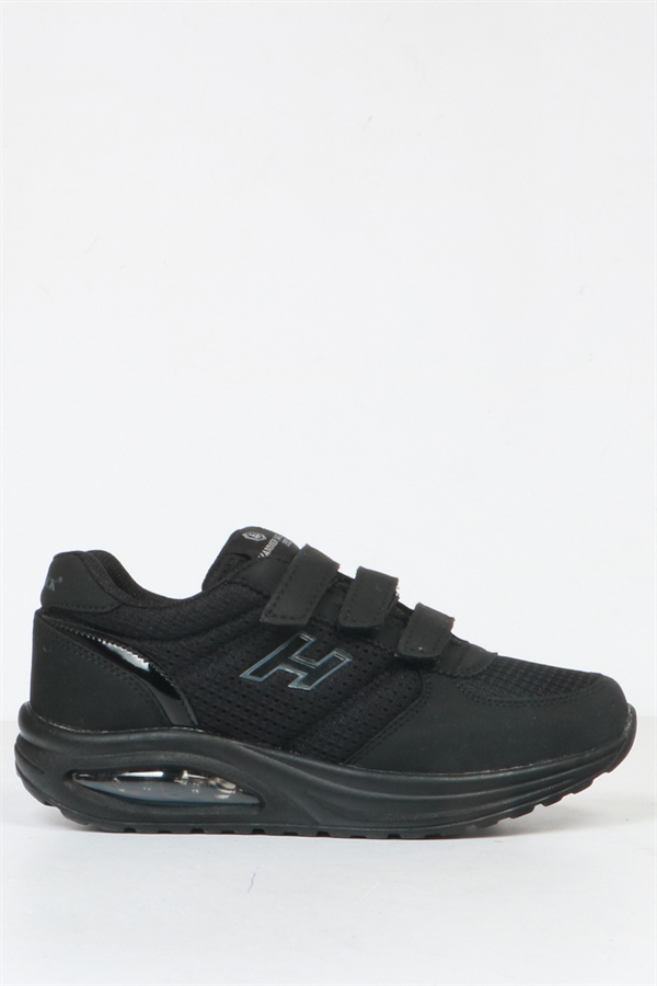 Madalyn Wish Black Outdoor Women's Shoes