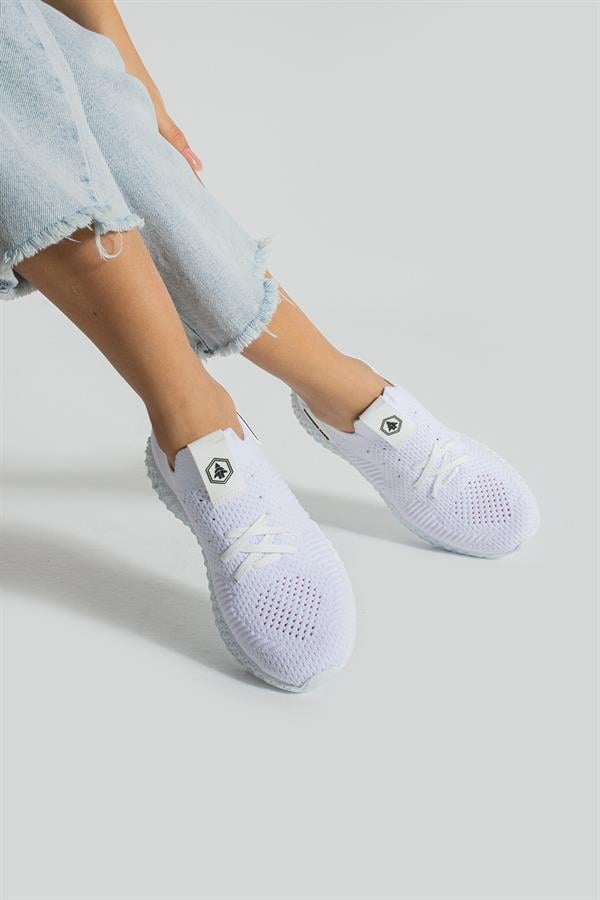 Hammerjack White Women's Athletic Shoes