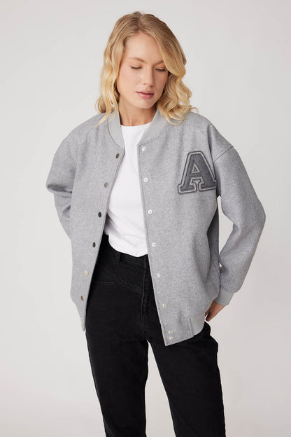 STUDS SEALED BOMBER JACKET WITH LETTER EMBROIDERY