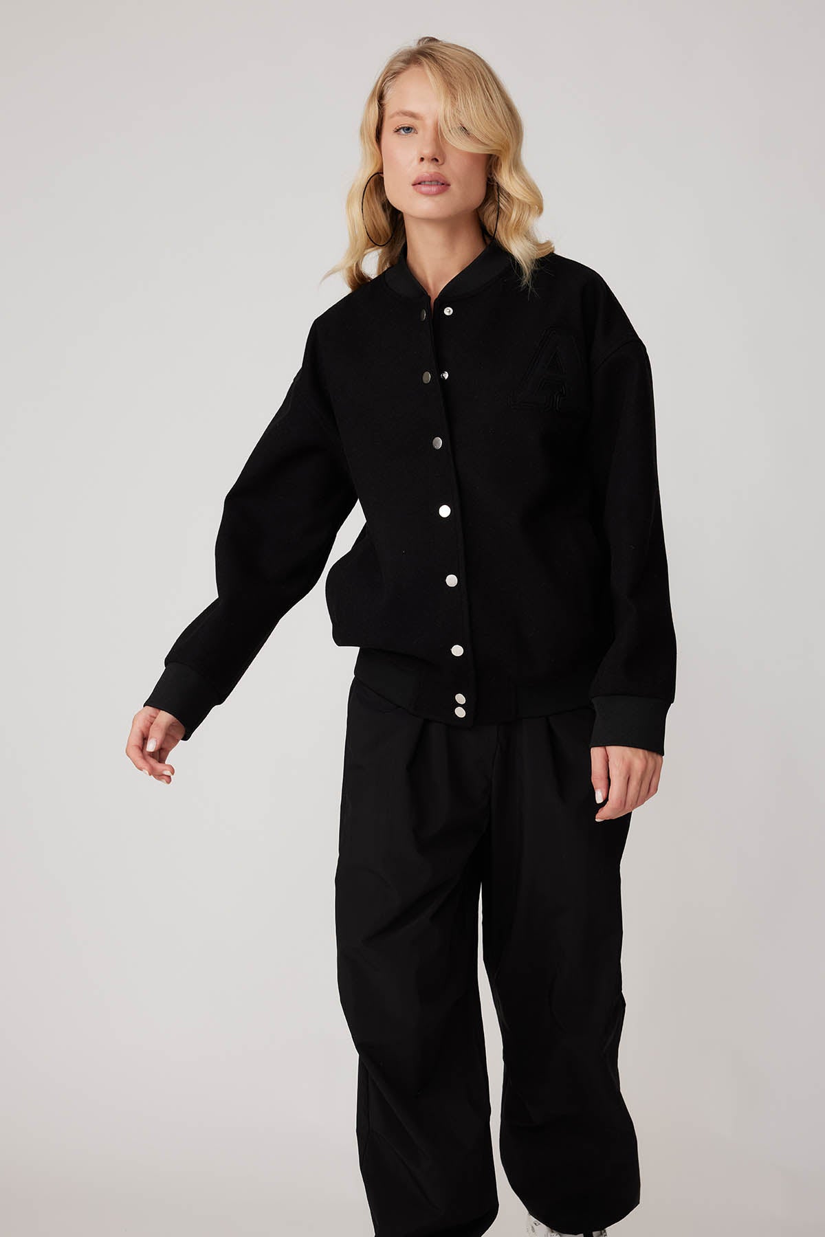 STUDS SEALED BOMBER JACKET WITH LETTER EMBROIDERY