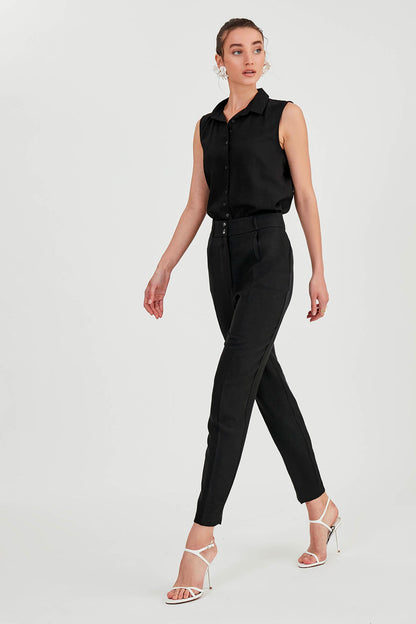 TWO BUTTONS HIGH-WAIST TROUSERS