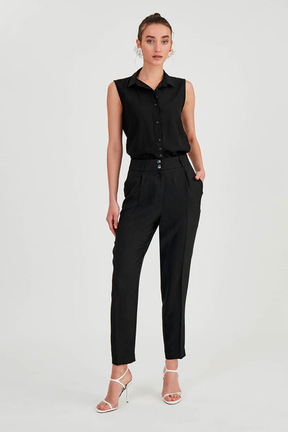 TWO BUTTONS HIGH-WAIST TROUSERS
