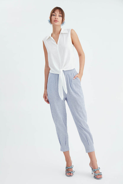 THIN LINE PLEATED CROP TROUSERS